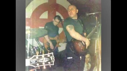 Skrewdriver - Green Fields Of France