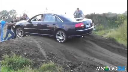 Ауди А8 закъсва