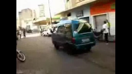 Е,  Нема Такава Спирачка!