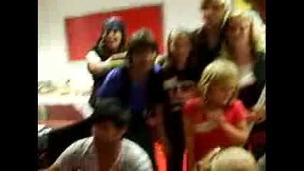 jus5 backstage 
