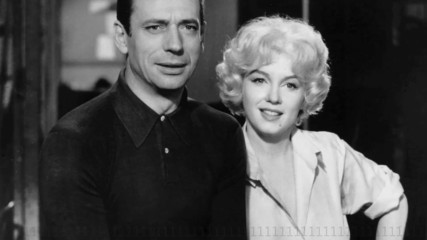 Yves Montand - Sous le Ciel de Paris (превода в описанието)