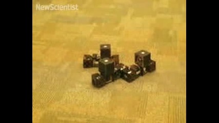 Робот се самосглобява