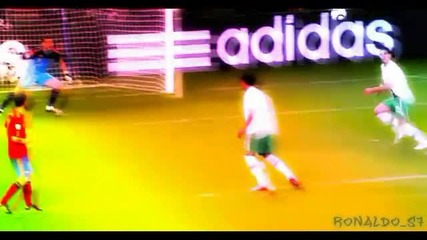 Кристиано Роналдо - Перфектният футболист!
