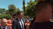 Антикорупционната комисия влезе в Столичната община, полицията изведе заместник-кмет