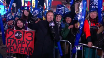 Taylor Swift - Time Square New Year's Rockin Eve 2013