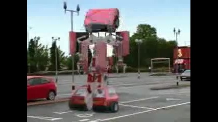 Dancing Fiat Uno Transformer Vbox7