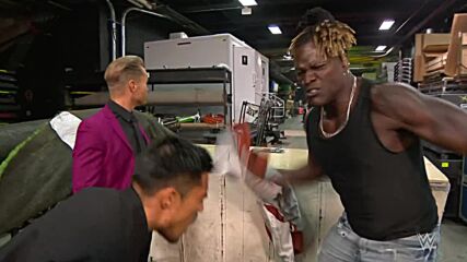 Reggie escapes R-Truth, Akira Tozawa and more backstage: Raw, Sept. 13, 2021