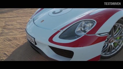 Porsche 918 Spyder flat-out in the Outback