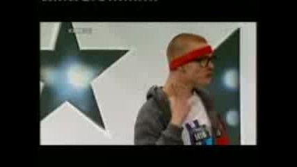 tova mom4e gi razbi 