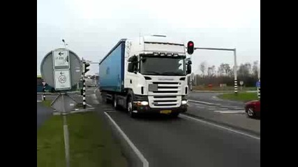 scania R420 бегачка