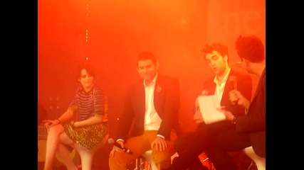 London Q & A Kristen and Robert 