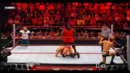 Wwe - Hornswoggle And Mark Henry Vs The Legacy 