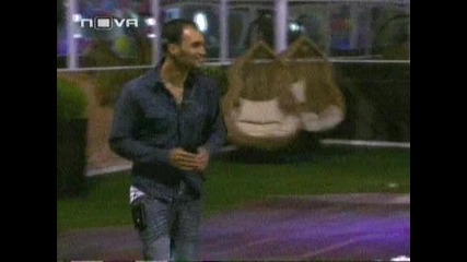 Емилия пее в Биг брадър (novatv live)