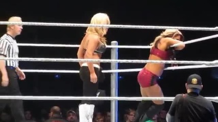 Wwe In France 2012 Kaitlyn vs Natalya