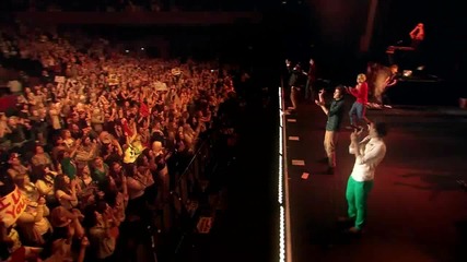 One Direction - What Makes You Beautiful (live)