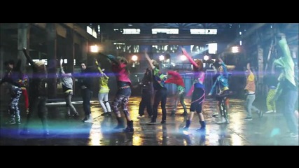 Zendaya - Bella Thorne - Watch Me 1920x788p Hd
