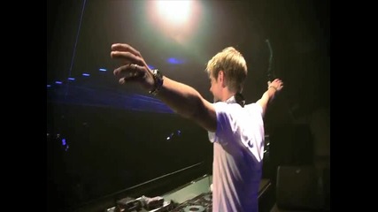Armin van Buuren - Full Focus 