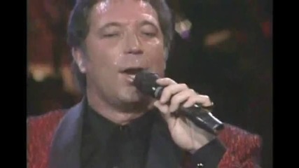 Tom Jones - Help Yourself (превод) 