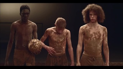 Shakira - La La La (brazil 2014) ft. Carlinhos Brown