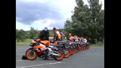 Рев на 11 Хонди Repsol - Музика за душата !