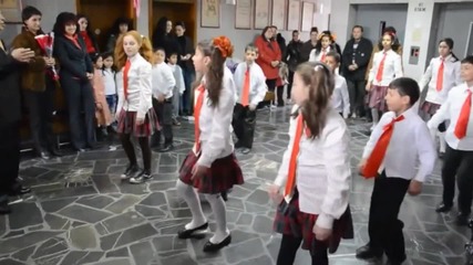 Азис в училище !