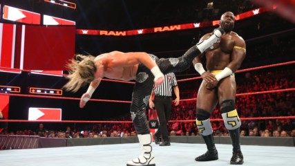 Apollo Crews vs. Dolph Ziggler: Raw, Oct. 29, 2018