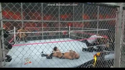 Wwe Hell In A Cell 2013 Ш. Mайкълс прави музика под брадичката на Д. Браян, и Ортън става шампион...