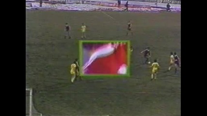 Първият гол на Стойчо Младенов - Цска 2:0 Ливърпул 1982г. 