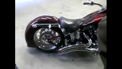 Як звук на мотор Harley Davidson 