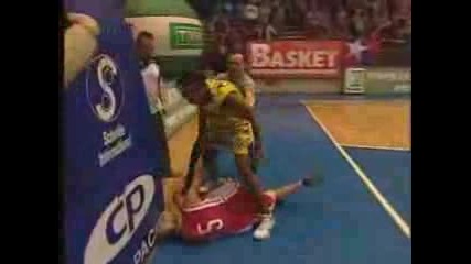Basketball Fight!