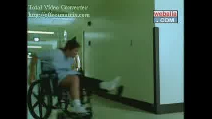 Лудо каране с инвалидна количка !