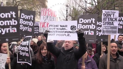 Протест срещу включването на Лондон в ударите срещу ИД в Сирия
