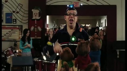 Official Trailer Alvin & The Chipmunks 2