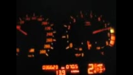 Bmw вдига 200 kmh 