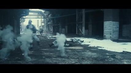 Страхотният екшън филм Универсален Войник: Регенерация (2009)