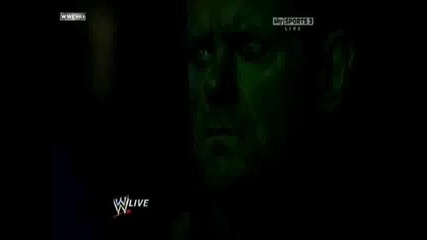Undertaker is back - Thiple H is too