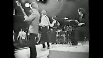 Dave Dee Dozy Beaky Mick amp Tich - help me 