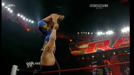 Wwe Monday Night Raw 28.12.2009 Dx vs Big Show and Chavo Gerero pt2 