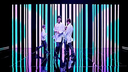 Cross Gene ( 크로스진 ) - touch it ( 달랑말랑 )( Dance Version A )