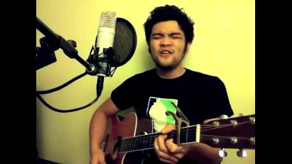 Мъж пее Bruno Mars - Grenade 