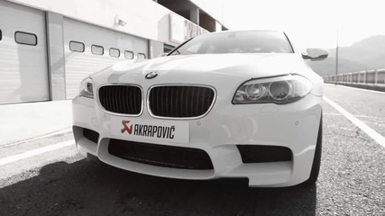 Bmw M5 ( F10 ) С Изпускателна Система Akrapovic Evolution