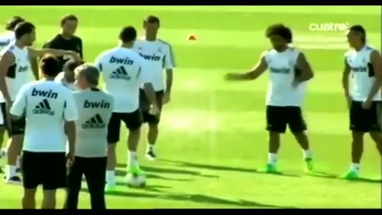 Marcelo,cristiano Ronaldo and Mesut Ozil - Freestyle !!