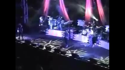 Kelly Clarkson I Hate Myself For Losing You & Low Live Berkeley, California 2005 