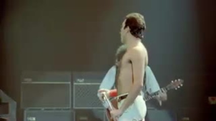 Queen - Now Im Here ( Музикално повторение в Монреал 1981)
