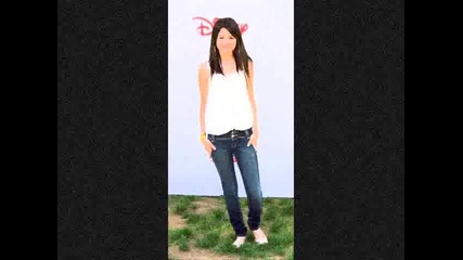 Selena Gomez :*