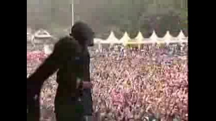 Black Eyed Peas - Hands Up Live