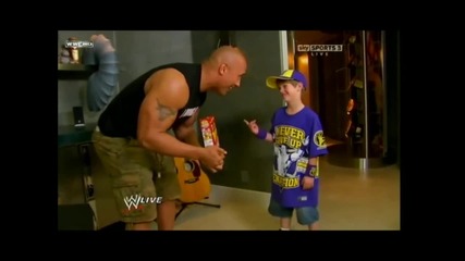 Скалата разплаква малък фен на John Cena