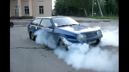 Lada Samara 2108 Burnout
