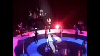 Britney Spears - radar (live)целият концерт 3/17