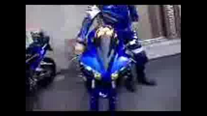 Yamaha R1 Low Quality, Nice Sound 